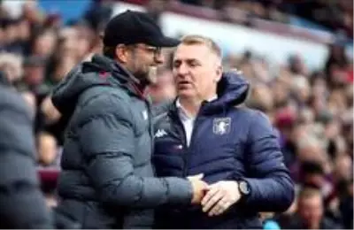 Aston Villa'yı çalıştıran Dean Smith'in babası, koronavirüsten yaşamını yitirdi
