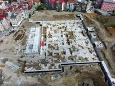 Başkan Zorluoğlu Millet Bahçesi'nde incelemelerde bulundu Başkan Zorluoğlu Millet Bahçesi'nde incelemelerde bulundu
