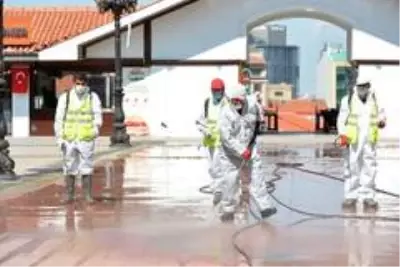 Başkent'te camilerde temizlik ve dezenfeksiyon Başkent'te camilerde temizlik ve dezenfeksiyon
