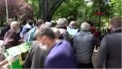 BURSA İlahiyatçı yazar Kavurmacı, son yolculuğuna uğurlandı BURSA İlahiyatçı yazar Kavurmacı, son yolculuğuna uğurlandı