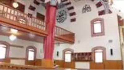 Camilerde dezenfeksiyon çalışmaları devam ediyor