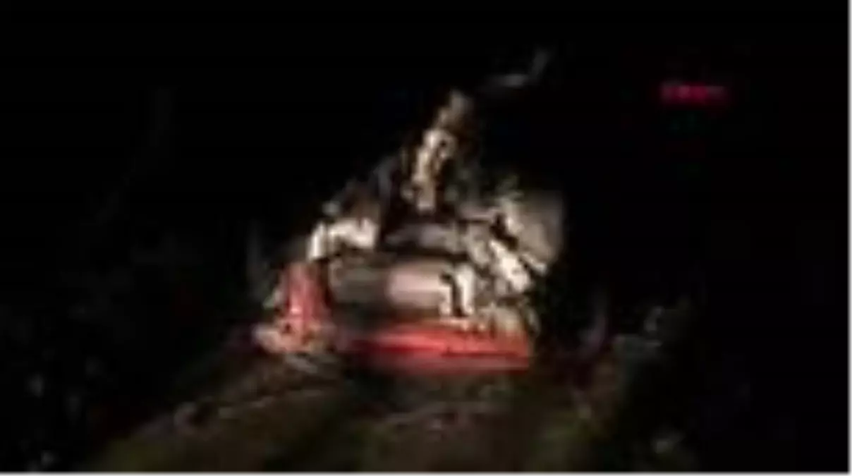 ÇANAKKALE 4 metreden şarampole yuvarlanan otomobilin sürücüsü öldü