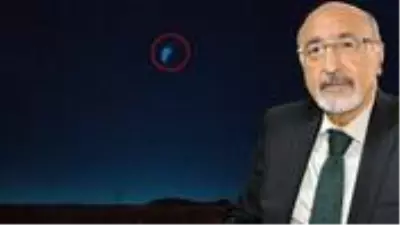 Gündemi sarsan gök taşı için 'Bu daha başlangıç' diyen profesör, meteor düşebilecek ayları açıkladı Gündemi sarsan gök taşı için 'Bu daha başlangıç' diyen profesör, meteor düşebilecek ayları açıkladı