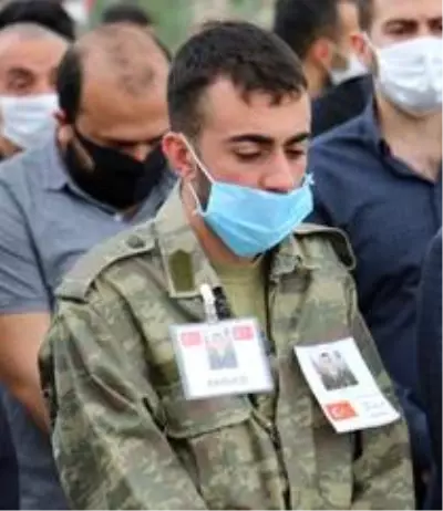 İdlib şehidi Teğmen Tatar, memleketi Elazığ'da son yolculuğuna uğurlandı İdlib şehidi Teğmen Tatar, memleketi Elazığ'da son yolculuğuna uğurlandı