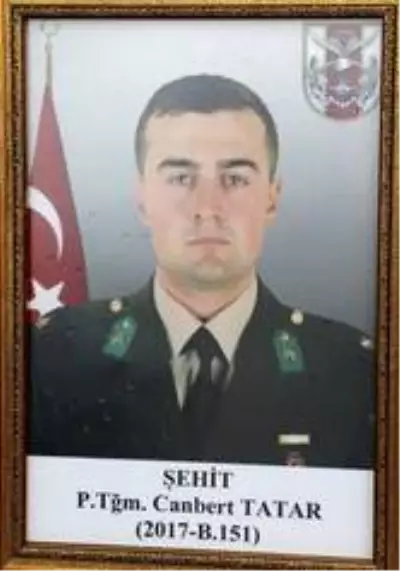 İdlib şehidi Teğmen Tatar, memleketi Elazığ'da son yolculuğuna uğurlandı İdlib şehidi Teğmen Tatar, memleketi Elazığ'da son yolculuğuna uğurlandı