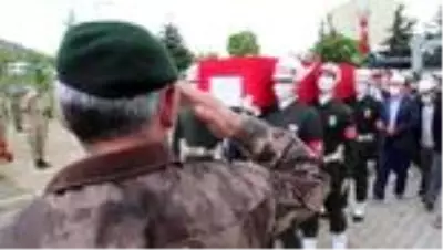 İdlib şehidi Teğmen Tatar, memleketi Elazığ'da son yolculuğuna uğurlandı