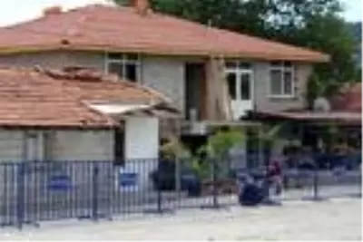 Isparta'da karantinaya alınan 2 cadde ve 2 sokakta sıkı önlem (2) - Yeniden Isparta'da karantinaya alınan 2 cadde ve 2 sokakta sıkı önlem (2) - Yeniden