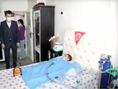 Kaymakam Beşikci minik Yusuf'a umut oldu