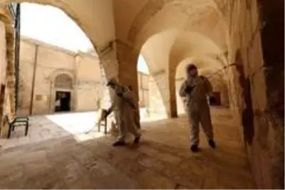 Mardin'de ibadete açılacak camiler dezenfekte edildi Mardin'de ibadete açılacak camiler dezenfekte edildi