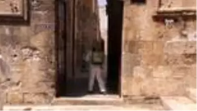 Mardin’de ibadete açılacak camiler dezenfekte edildi