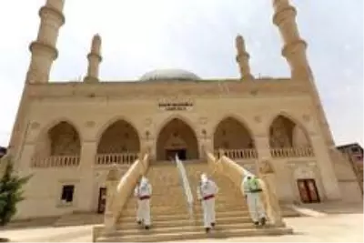 Mardin'de ibadete açılacak camiler dezenfekte edildi Mardin'de ibadete açılacak camiler dezenfekte edildi