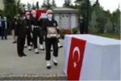 Şehit Teğmen Tatar, son yolculuğuna uğurlandı Şehit Teğmen Tatar, son yolculuğuna uğurlandı