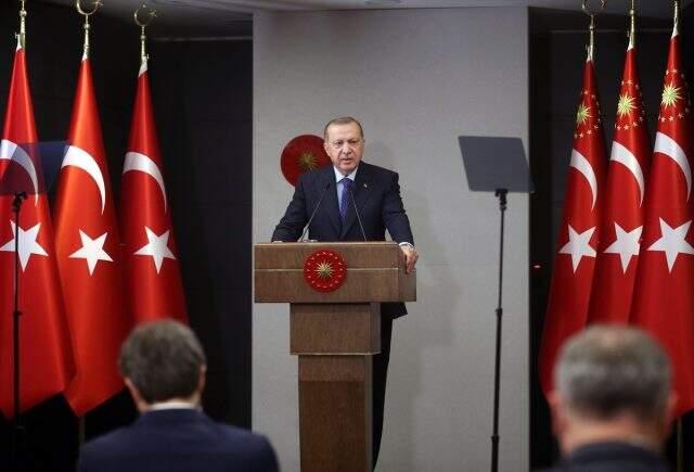 Son Dakika: İstanbul'un Fethi'nin yıl dönümü nedeniyle yarın Ayasofya'da Fetih Suresi okunacak Son Dakika: İstanbul'un Fethi'nin yıl dönümü nedeniyle yarın Ayasofya'da Fetih Suresi okunacak