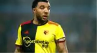 Taraftarlardan antrenmana çıkmayan Watford kaptanı Deeney’e sözlü taciz: ’Umarım bebeğin...