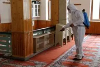 Tayfun Canlı; 'Camilerimiz Cuma Namazına hazır' Tayfun Canlı; 'Camilerimiz Cuma Namazına hazır'