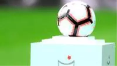 Türkiye Futbol Federasyonu, Süper Lig'de önümüzdeki 5 haftanın fikstürünü açıkladı Türkiye Futbol Federasyonu, Süper Lig'de önümüzdeki 5 haftanın fikstürünü açıkladı