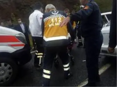 Ankara'da trafik kazası: 2 yaralı Ankara'da trafik kazası: 2 yaralı