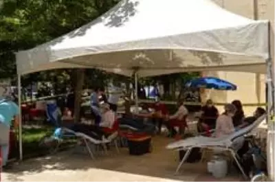 Besni'de Kızılay kan bağışlarını topladı Besni'de Kızılay kan bağışlarını topladı