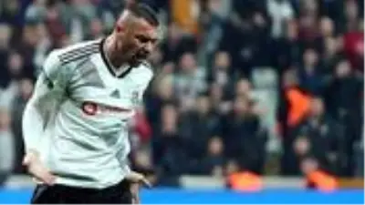Burak Yılmaz'ın antrenman ile ilgili yaptığı paylaşım kafaları karıştırdı Burak Yılmaz'ın antrenman ile ilgili yaptığı paylaşım kafaları karıştırdı