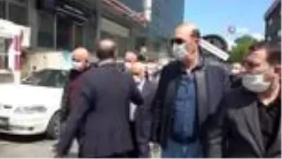 Demokratlar Platformundan TELE1 Televizyonu önünde siyah çelenkli protesto Demokratlar Platformundan TELE1 Televizyonu önünde siyah çelenkli protesto