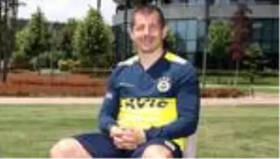 Emre Belözoğlu: Fenerbahçe'nin Aurelio kararı çok isabetli Emre Belözoğlu: Fenerbahçe'nin Aurelio kararı çok isabetli