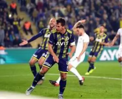 Emre Belözoğlu: Emre Belözoğlu: