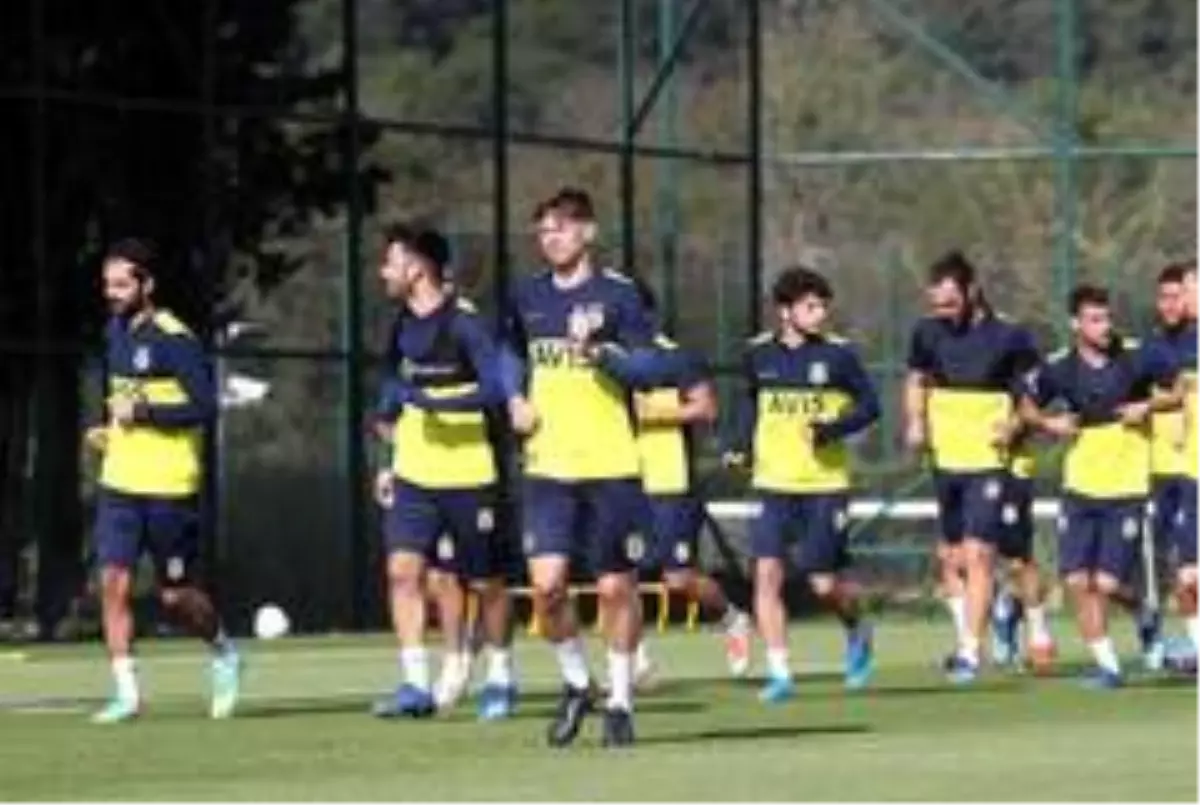 Fenerbahçe, 3 Haziran'a kadar Riva'da çalışacak