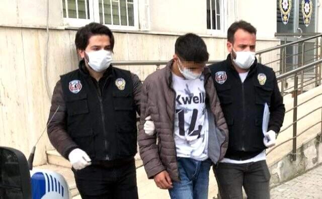 Gençler arasındaki kavgada, 17 yaşındaki genç 8 yerinden bıçaklandı.