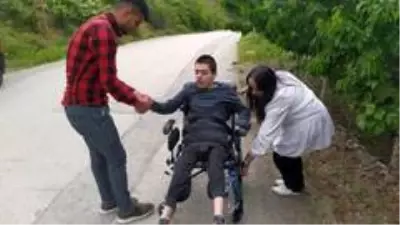 Gurbetçi vatandaştan engelli Yusuf'a tekerlekli sandalye