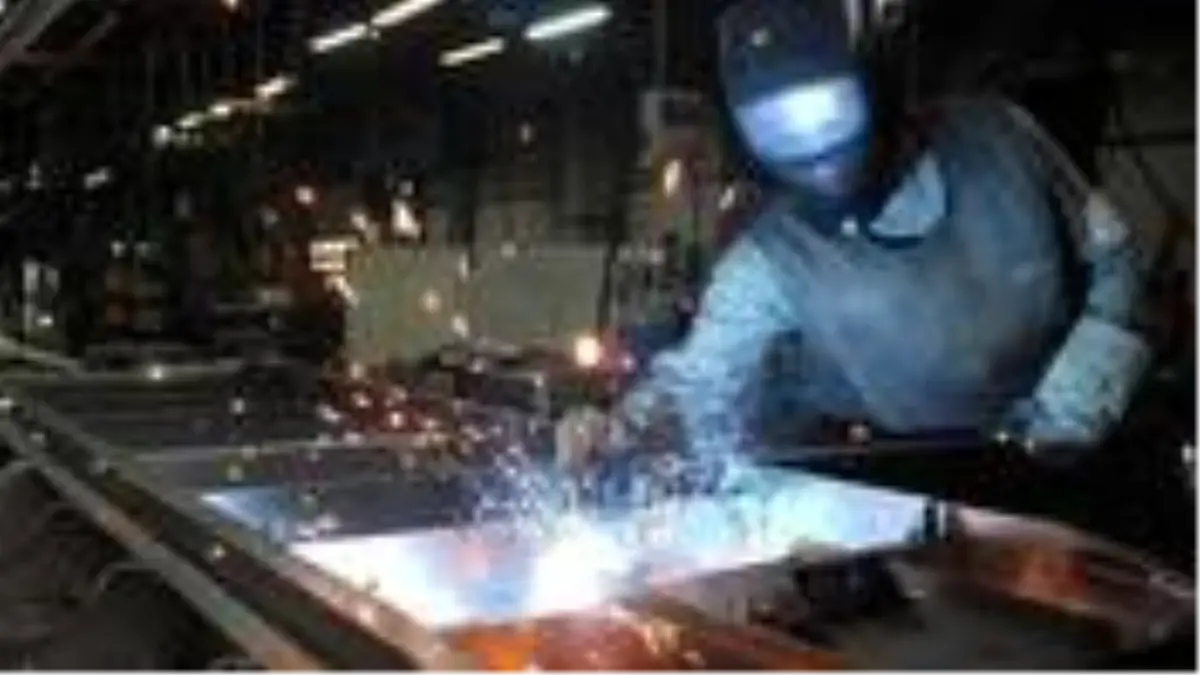 Birleşik Metal İş Sendikası'nın yaptığı araştırmaya göre, her 3 işçiden 2'sinin kredi borcu var