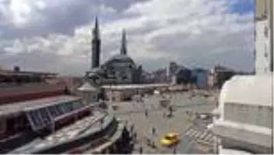 Kültür ve Turizm Bakan Yardımcısı Demircan, Taksim Camisi’nde incelemelerde bulundu