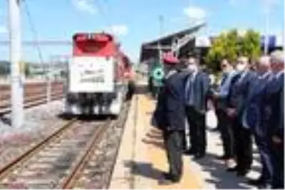 Marmaray'dan geçen yük treni Tekirdağ'da Marmaray'dan geçen yük treni Tekirdağ'da