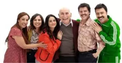Mutlu Aile Defteri konusu nedir? Mutlu Aile Defteri film oyuncuları kimler? Mutlu Aile Defteri filmi nedir? Mutlu Aile Defteri filmi hakkında her şey!