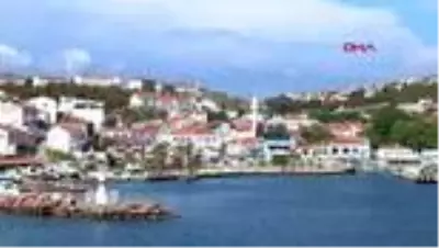 Turizm cennetinde tatilci değil, tamirci, işçi ve toptancı yoğunluğu Turizm cennetinde tatilci değil, tamirci, işçi ve toptancı yoğunluğu