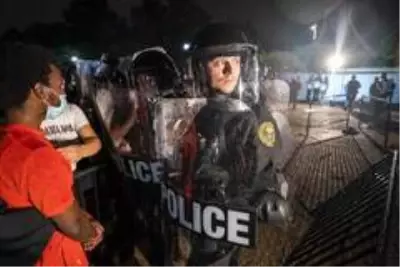 ABD'de artan protestolara askeri müdahale olabilir iddiası ABD'de artan protestolara askeri müdahale olabilir iddiası