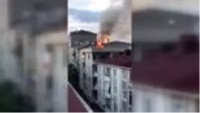 Balkonda yakılan mangal yangına neden oldu Balkonda yakılan mangal yangına neden oldu