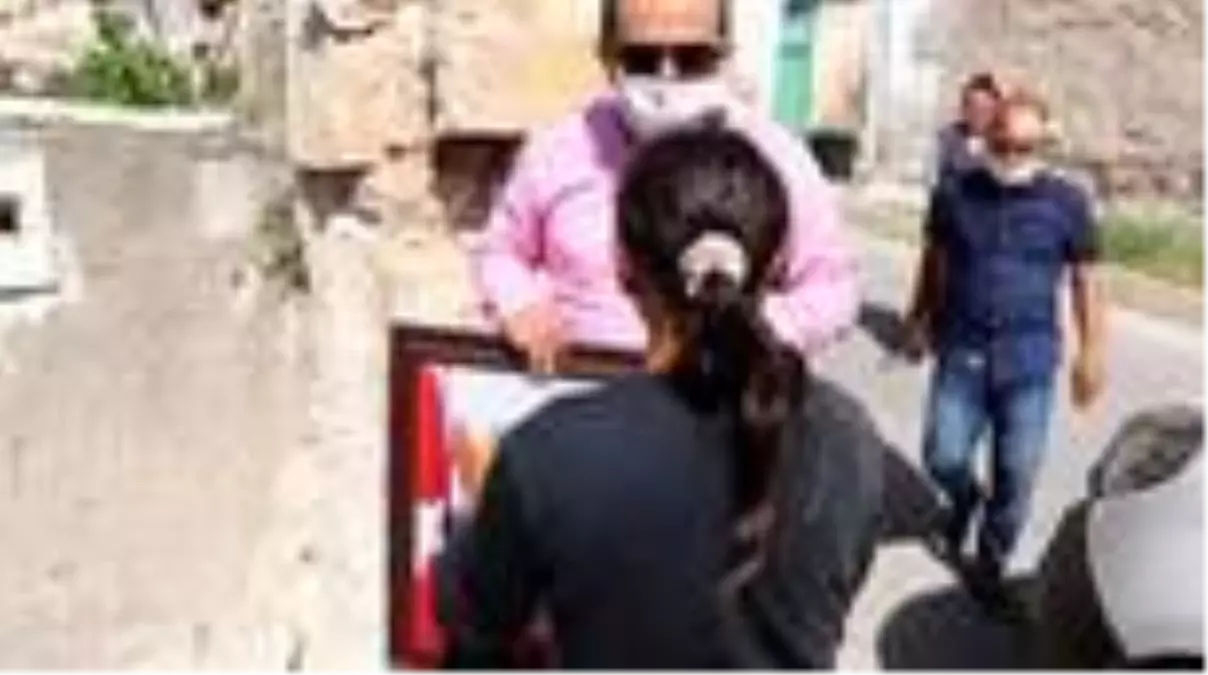 Engelli genç kızın Cumhurbaşkanı Erdoğan sevgisi