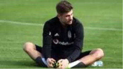 Fenerbahçe, Dorukhan Toköz'le ilgileniyor! Hedef takasla transferi bitirmek Fenerbahçe, Dorukhan Toköz'le ilgileniyor! Hedef takasla transferi bitirmek