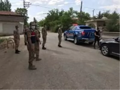 Karantina bölgesinde Vefa Destek Grubu ihtiyaçları karşılıyor