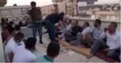 Korona sonrası normalleşme adımları atılırken taziye evinden gelen görüntü pes dedirtti
