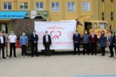 Milli Eğitim Müdürlüğü yardımlarını her ilçeye ulaştırıyor Milli Eğitim Müdürlüğü yardımlarını her ilçeye ulaştırıyor