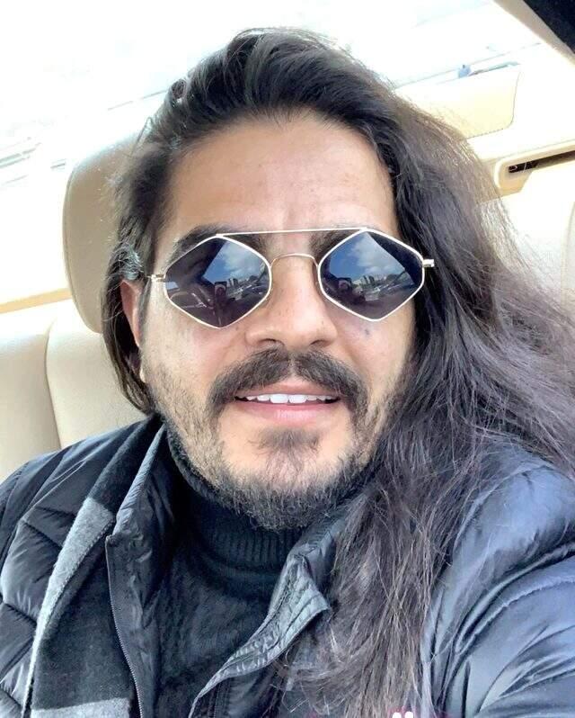 Özgür Gökçe kimdir? Nusret'n kardeşi kasap Özgür Gökçe kimdir? Özgür Gökçe kimdir? Nusret'n kardeşi kasap Özgür Gökçe kimdir?