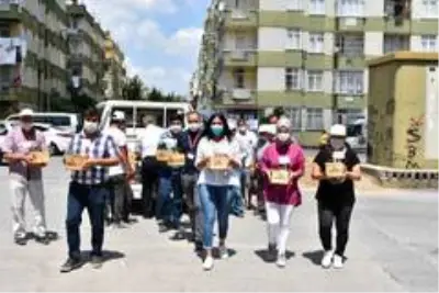 Tarsus Belediyesi'nden 'Emekten yemeğe' projesi Tarsus Belediyesi'nden 'Emekten yemeğe' projesi