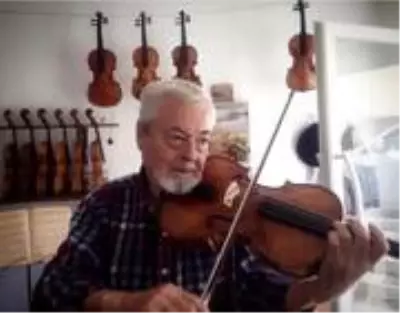 Ünlü sanatçı hayatını kaybetti