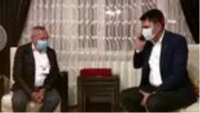 Erdoğan'ın görüştüğü şehit babası: 'Vatanımız, milletimiz, devletimiz sağ olsun' Erdoğan'ın görüştüğü şehit babası: 'Vatanımız, milletimiz, devletimiz sağ olsun'