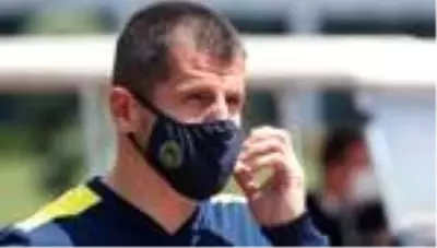Fenerbahçe logolu maskeleri satışa çıkardı!