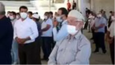 Hakkari'de şehit olan Piyade Er Mehmet Günay son yolculuğuna uğurlandı (2) Hakkari'de şehit olan Piyade Er Mehmet Günay son yolculuğuna uğurlandı (2)