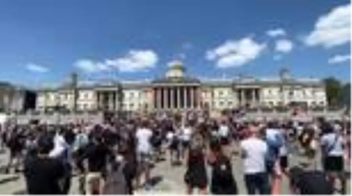 İngiltere'de George Floyd protestosu