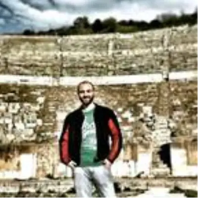 Kısıtlamada motosikletle kaza: 2 ölü