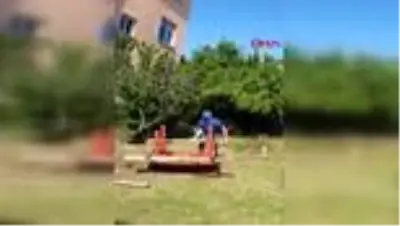 KOCAELİ Muhtarın temizlik nedeniyle tartıştığı mahalleliyi darp ettiği iddiası KOCAELİ Muhtarın temizlik nedeniyle tartıştığı mahalleliyi darp ettiği iddiası